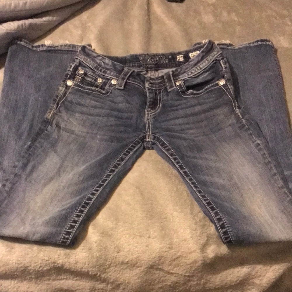 Used size 25 Miss Me Jeans